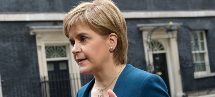 Η Σκωτία απειλεί τη Βρετανία με δημοψήφισμα για ανεξαρτησία